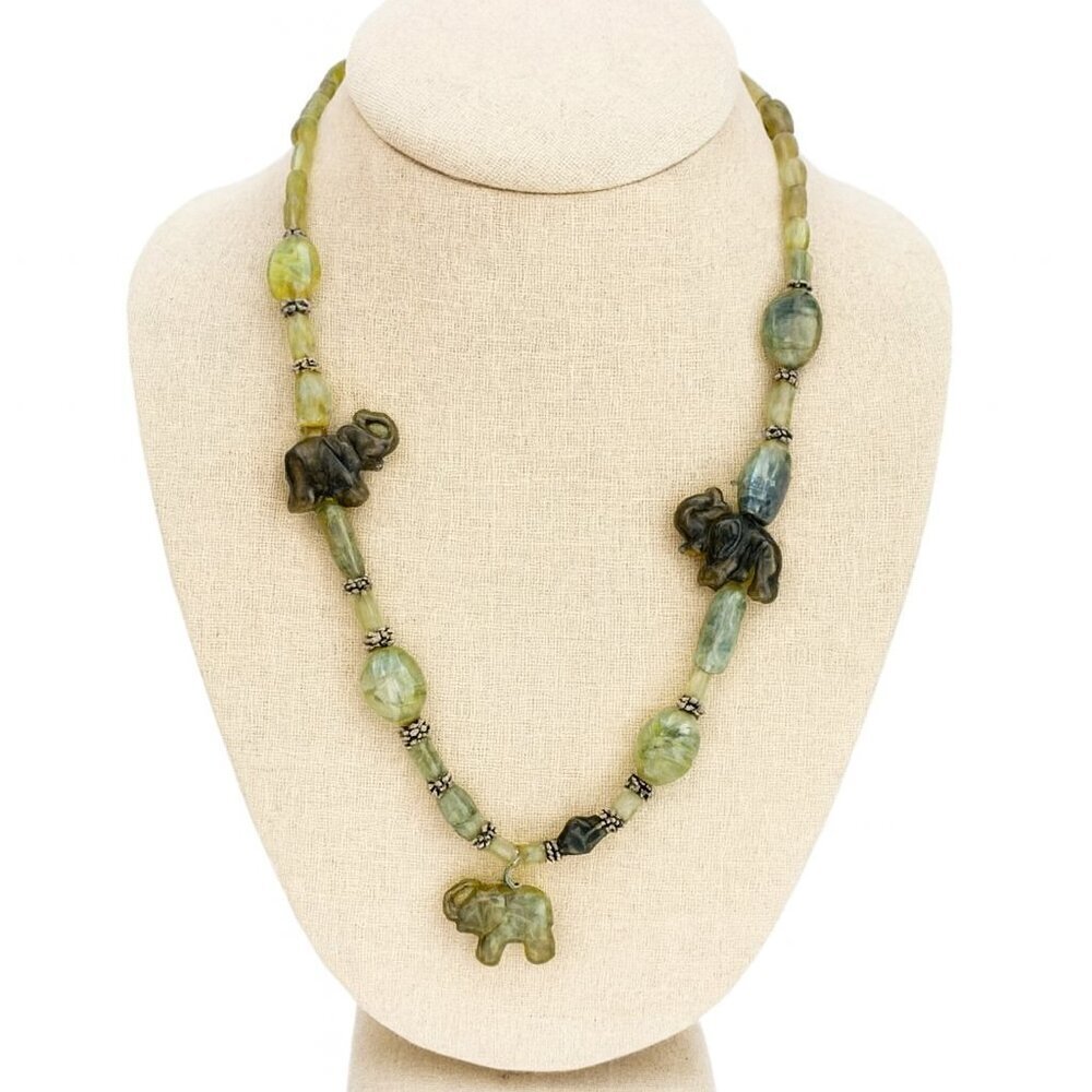 Vintage Jade Carved Elephant Necklace 19" Fetish Necklace